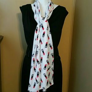 Lipstick Scarf